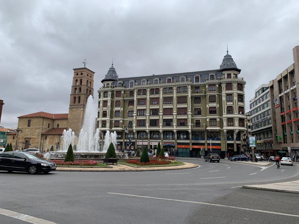 Zentric Hostel León Buitenkant foto